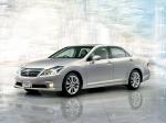 Toyota Crown Hybrid 2010 года